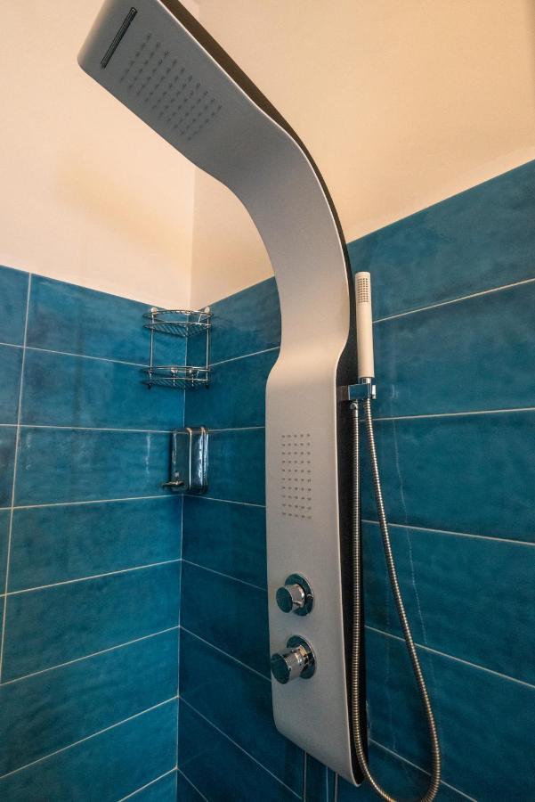 Room With Independent Entrance - Termini/Aquarium Рим Экстерьер фото